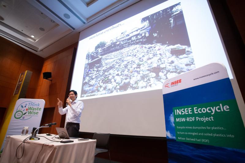 INSEE Ecocycle together with Chula Zero Waste hosting a Zero Waste Workshop, promoting a Non-recyclable Drop-off
