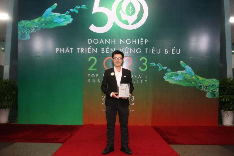 INSEE VIETNAM CONTINUES TO RECEIVE THE AWARD TOP 50 CORPORATE SUSTAINABILITY AWARDS