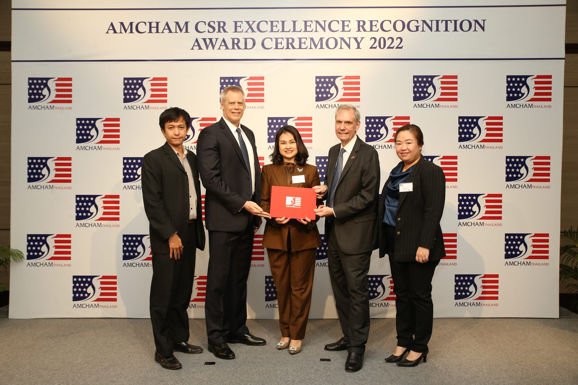 INSEE Ecocycle Receives CSR Recognition and Selected among 3 Finalists for Thai Development Award from AMCHAM